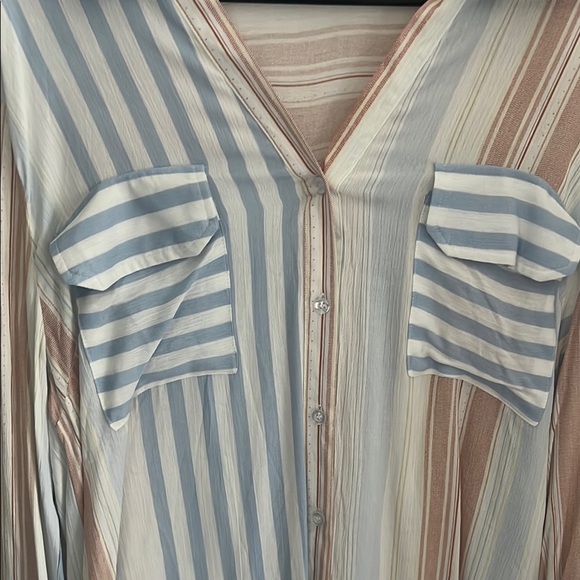Vici Blue and White Button Down Shirt with Notched Collar - Picture 3 of 5